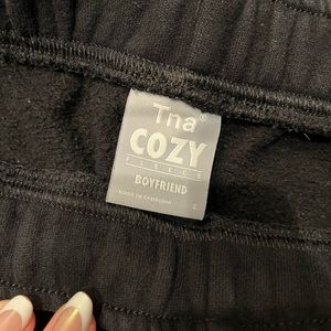 TNA Cozy Fleece Boyfriend Basic Sweatpants (regular)